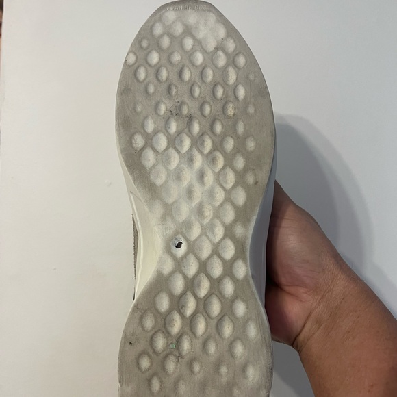 FEAR OF GOD ESSENTIALS DISTANCE RUNNER - Picture 9 of 10